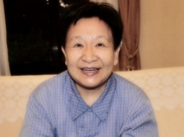 嘉汇优配 毛主席逝世多年后，李讷偶遇一人泪目：你替我给爸爸尽了孝，谢谢